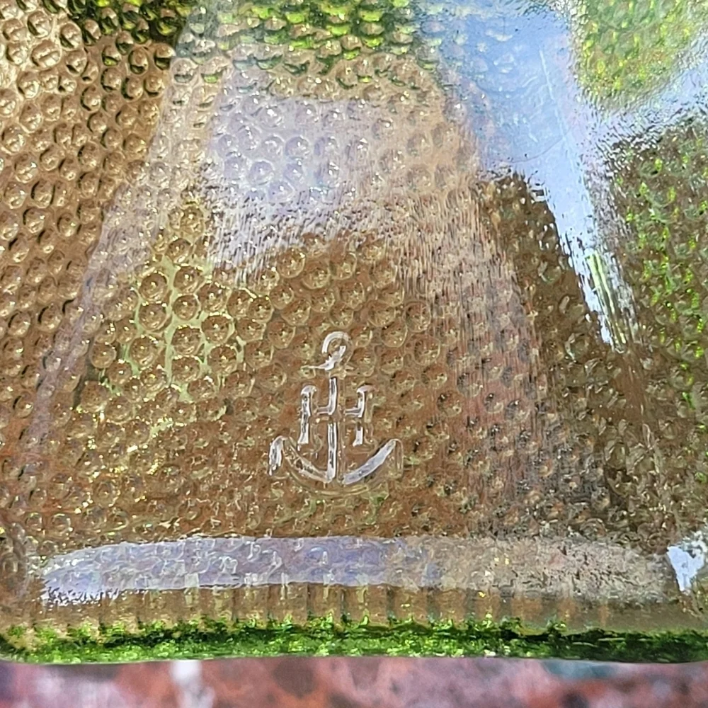 Vintage Anchor Hocking Green Glass‎ Grape Leaf Octagon Panel Pedestal Vase/ Dish